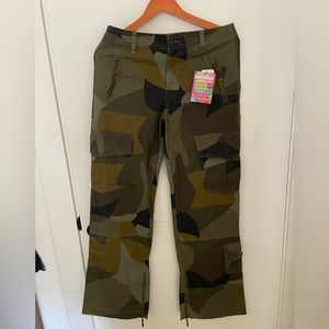 Cargos - camo size 26. Sanctuary Clothing brand
